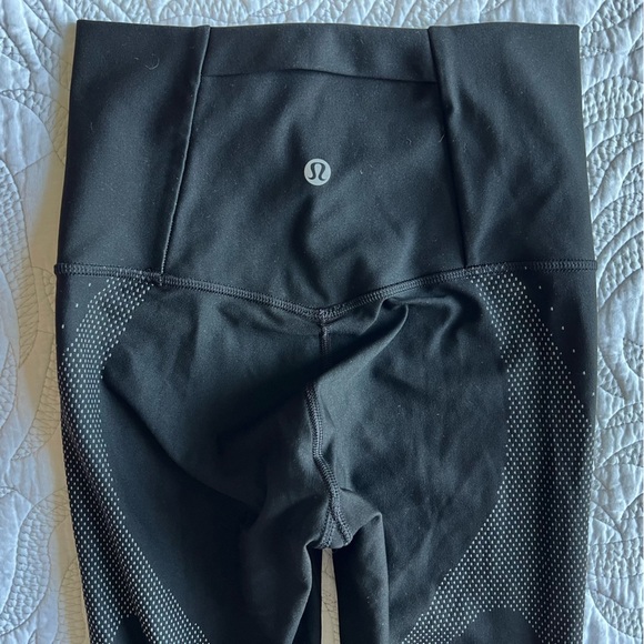 Lululemon - Mapped Out High-Rise Tight 28" - Black / Glacier Grey - Picture 9 of 12